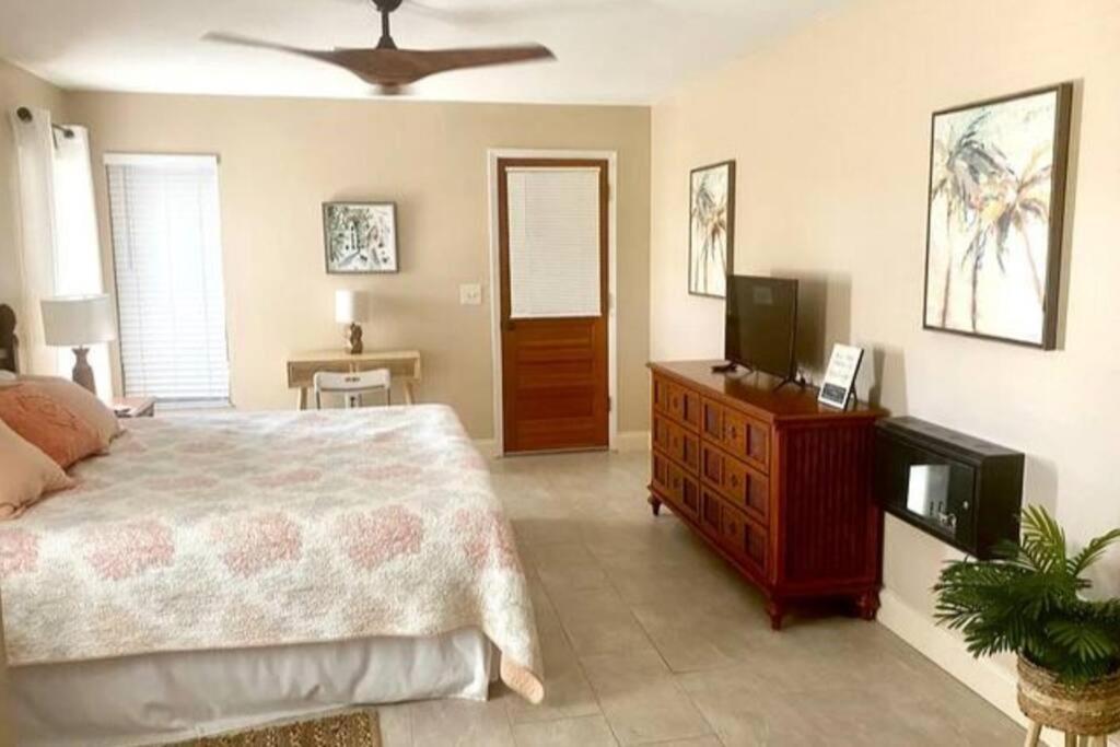 Heated Saltwater Pool Home Minutes To Beach Englewood Exterior photo