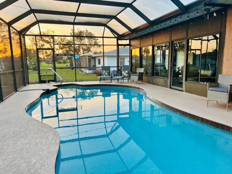 Heated Saltwater Pool Home Minutes To Beach Englewood Exterior photo