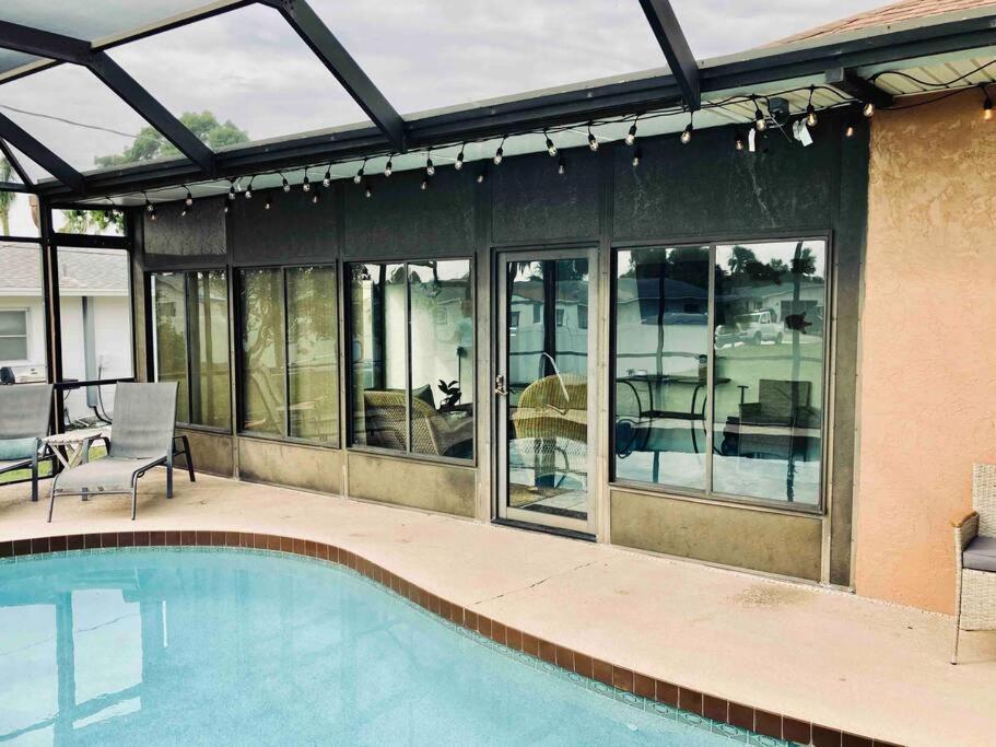 Heated Saltwater Pool Home Minutes To Beach Englewood Exterior photo